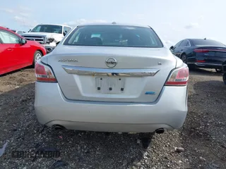 2014 Nissan Altima 2.5 S with VIN 1N4AL3AP3EC151483, listed as a IAAI auction lot 41932459 with 129,408 mi miles. Bid and sale history available at carsss.com. Image 16.