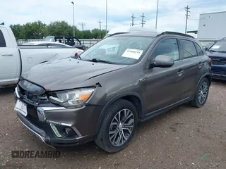 2018 Mitsubishi Outlander SEL z VIN JA4AP4AW4JU018385, wystawiony jako IAAI lot #42460235 z przebiegiem 83 910 mil mil oraz . Historia ofert i sprzedaży dostępna na DreamBid. Obrazek 2.