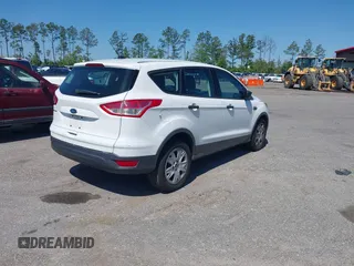 2016 Ford Escape S with VIN 1FMCU0F76GUA13517, listed as a IAAI auction lot 41974241 with 209,527 mi miles. Bid and sale history available at carsss.com. Image 4.
