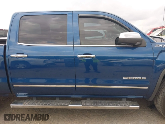 2018 GMC Sierra 1500 SLT z VIN 3GTU2NEC7JG532029, wystawiony jako IAAI lot #41930662 z przebiegiem 117 878 mil mil oraz . Historia ofert i sprzedaży dostępna na DreamBid. Obrazek 13.