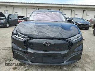 2022 Ford Mustang Mach-E Premium z VIN 3FMTK3SU4NMA03797, wystawiony jako Copart lot #55990545 z przebiegiem 38 004 mil mil oraz Szkoda całkowita • Salvage title. Historia ofert i sprzedaży dostępna na DreamBid. Obrazek 5.