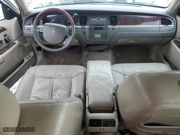 2007 Lincoln Town Car Signature Limited with VIN 1LNHM82W47Y629940, listed as a Copart auction lot 46859945 with 0 mi miles and Salvage Title. Bid and sale history available at carsss.com. Image 8.