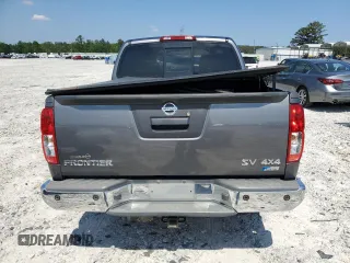 2019 Nissan Frontier SV z VIN 1N6DD0EV7KN723521, wystawiony jako Copart lot #54879745 z przebiegiem 70 856 mil mil oraz Szkoda całkowita • Salvage title. Historia ofert i sprzedaży dostępna na DreamBid. Obrazek 6.