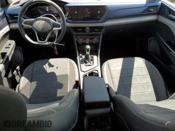 2024 Volkswagen Taos SE z VIN 3VVSX7B20RM012706, wystawiony jako Copart lot #55919195 z przebiegiem 47 610 mil mil oraz Tytuł czysty. Historia ofert i sprzedaży dostępna na DreamBid. Obrazek 8.