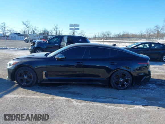 2020 Kia Stinger GT-Line with VIN KNAE15LA8L6075791, listed as a IAAI auction lot 41284342 with 47,978 mi miles. Bid and sale history available at carsss.com. Image 13.