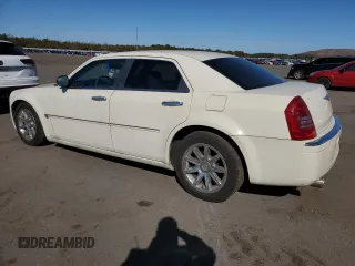 2005 Chrysler 300 with VIN 2C3AA63H85H153707, listed as a Copart auction lot 48615655 with 83,684 mi miles and Clean Title. Bid and sale history available at carsss.com. Image 2.