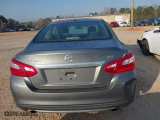 2017 Nissan Altima 2.5 SR with VIN 1N4AL3AP6HC280239, listed as a IAAI auction lot 41797573 with 183,638 mi miles. Bid and sale history available at carsss.com. Image 16.