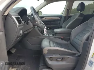 2021 Volkswagen Atlas SEL Premium with VIN 1V2TR2CAXMC505873, listed as a Copart auction lot 55989815 with 65,711 mi miles and Salvage title. Bid and sale history available at DreamBid. Image 7.