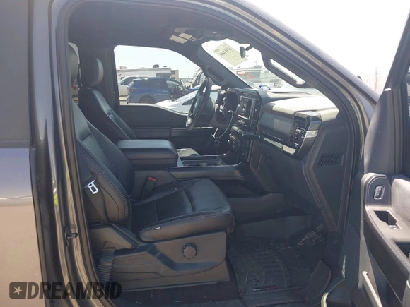 2021 Ford F-150 XL z VIN 1FTEW1CP3MKD15193, wystawiony jako IAAI lot #41984460 z przebiegiem 74 202 mil mil oraz . Historia ofert i sprzedaży dostępna na DreamBid. Obrazek 5.