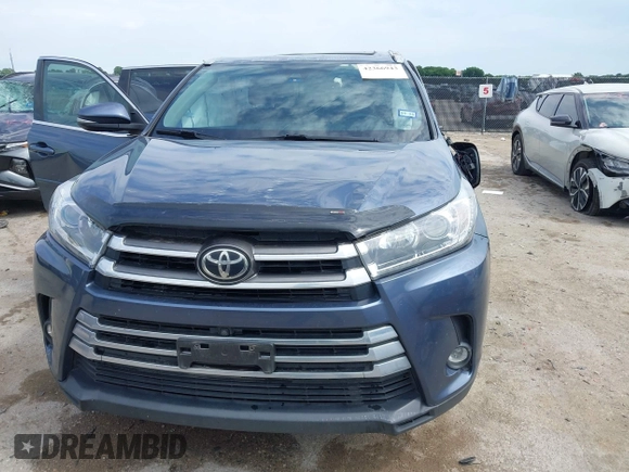 2019 Toyota Highlander Limited z VIN 5TDDZRFH5KS714411, wystawiony jako IAAI lot #42366943 z przebiegiem Nie podano mil oraz . Historia ofert i sprzedaży dostępna na DreamBid. Obrazek 6.