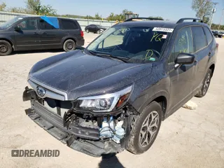 2020 Subaru Forester Premium with VIN JF2SKAJCXLH467435, listed as a Copart auction lot 53973331 with 6,070 mi miles and Salvage Title. Bid and sale history available at carsss.com. Image 2.