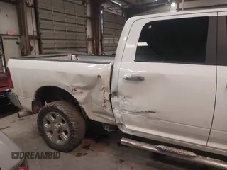 2015 Ram 2500 SLT with VIN 3C6UR5DL0FG686531, listed as a IAAI auction lot 41578746 with 201,706 mi miles. Bid and sale history available at carsss.com. Image 6.
