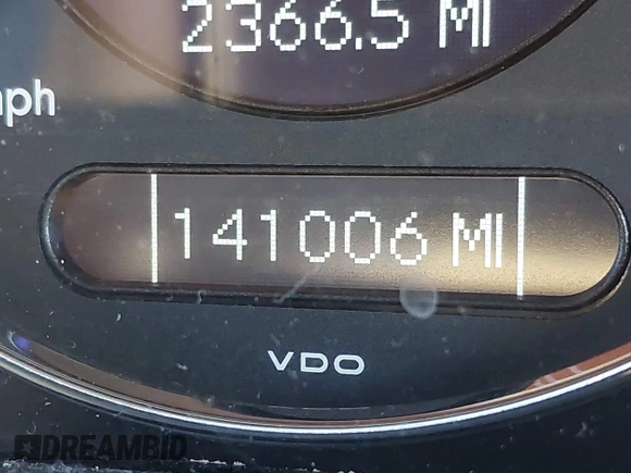 2009 Mercedes-Benz E 350 Luxury with VIN WDBUF87X69B366093, listed as a IAAI auction lot 41961373 with Not provided miles and . Bid and sale history available at DreamBid. Image 18.