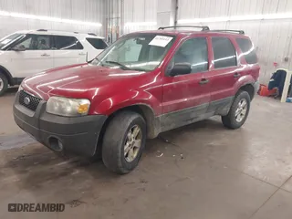 2006 Ford Escape XLT with VIN 1FMYU93176KD47219, listed as a IAAI auction lot 41785112 with 247,175 mi miles. Bid and sale history available at carsss.com. Image 18.