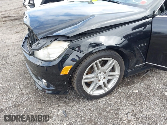 2008 Mercedes-Benz C 350 Sport z VIN WDDGF56X58F179519, wystawiony jako IAAI lot #39839375 z przebiegiem 160 482 mil mil oraz . Historia ofert i sprzedaży dostępna na DreamBid. Obrazek 12.