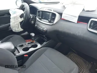 2019 Kia Sorento LX with VIN 5XYPGDA32KG543132, listed as a IAAI auction lot 41632828 with 91,152 mi miles and . Bid and sale history available at carsss.com. Image 5.