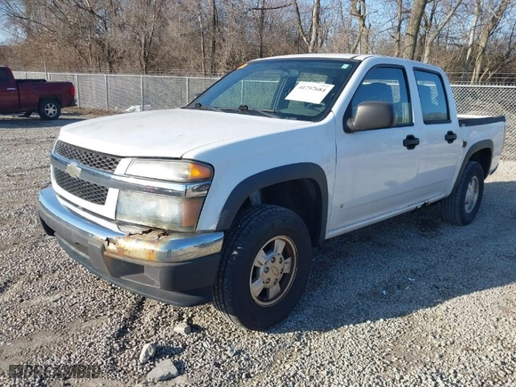 2006 Chevrolet Colorado LT w/2LT with VIN 1GCDT136968159477, listed as a IAAI auction lot 41757684 with 183,198 mi miles. Bid and sale history available at carsss.com. Image 2.