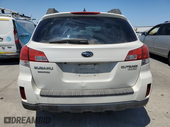 2014 Subaru Outback Limited with VIN 4S4BRBMC7E3284081, listed as a Copart auction lot 60576895 with 185,610 mi miles and Clean title. Bid and sale history available at DreamBid. Image 6.