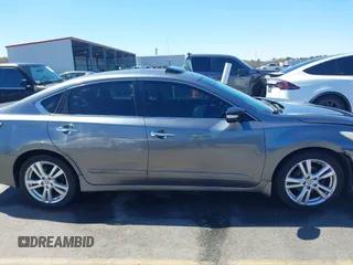2015 Nissan Altima SL with VIN 1N4BL3AP8FC147080, listed as a IAAI auction lot 41816106 with 236,157 mi miles and . Bid and sale history available at carsss.com. Image 13.