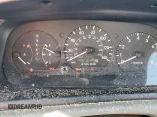 2001 Toyota Camry CE z VIN 4T1BG22K01U085409, wystawiony jako Copart lot #55941765 z przebiegiem 215 062 mil mil oraz Szkoda całkowita • Salvage title. Historia ofert i sprzedaży dostępna na DreamBid. Obrazek 9.