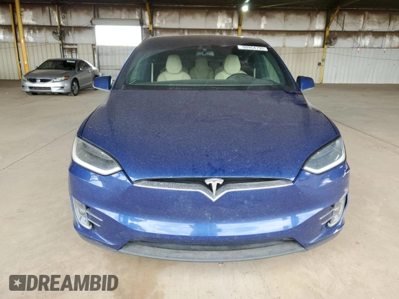 2016 Tesla Model X 70D z VIN 5YJXCAE20GF002753, wystawiony jako Copart lot #50954795 z przebiegiem 77 256 mil mil oraz Szkody całkowita. Historia ofert i sprzedaży dostępna na DreamBid. Obrazek 5.