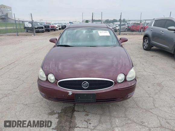 2007 Buick LaCrosse CX with VIN 2G4WC552971102934, listed as a IAAI auction lot 42372001 with 134,770 mi miles and . Bid and sale history available at DreamBid. Image 12.