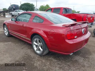 2008 Ford Mustang GT Deluxe with VIN 1ZVHT82H485105101, listed as a IAAI auction lot 42078194 with 142,313 mi miles and . Bid and sale history available at carsss.com. Image 3.