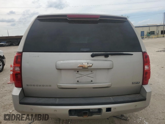 2009 Chevrolet Suburban 2LT z VIN 1GNFC26039R231768, wystawiony jako Copart lot #50708945 z przebiegiem 198 620 mil mil oraz Szkoda całkowita • Salvage title. Historia ofert i sprzedaży dostępna na DreamBid. Obrazek 6.