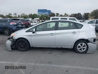 2015 Toyota Prius Four with VIN JTDKN3DU5F1931380, listed as a IAAI auction lot 42420445 with 128,596 mi miles and . Bid and sale history available at DreamBid. Image 15.