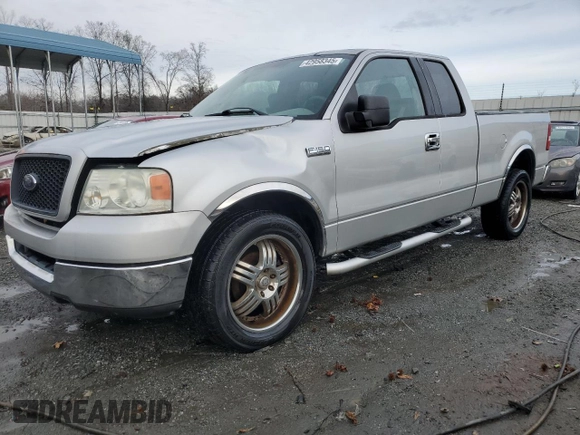 2004 Ford F-150 STX with VIN 1FTRX12W04NB26894, listed as a Copart auction lot 42958345 with 986,965 mi miles and Salvage Title. Bid and sale history available at carsss.com. Image 1.