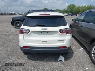 2018 Jeep Compass Sport with VIN 3C4NJCAB0JT124679, listed as a IAAI auction lot 42720262 with 119,267 mi miles and . Bid and sale history available at DreamBid. Image 16.