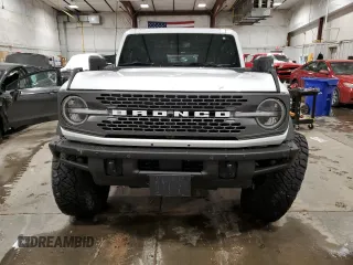 2022 Ford Bronco with VIN 1FMEE5DP2NLB30441, listed as a Copart auction lot 45985755 with 39,241 mi miles and Salvage Title. Bid and sale history available at DreamBid. Image 5.