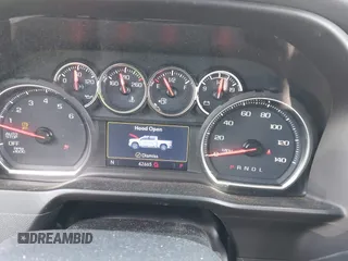 2020 Chevrolet Silverado 1500 LT with VIN 3GCPWCEDXLG120348, listed as a IAAI auction lot 41841271 with 42,665 mi miles. Bid and sale history available at carsss.com. Image 7.