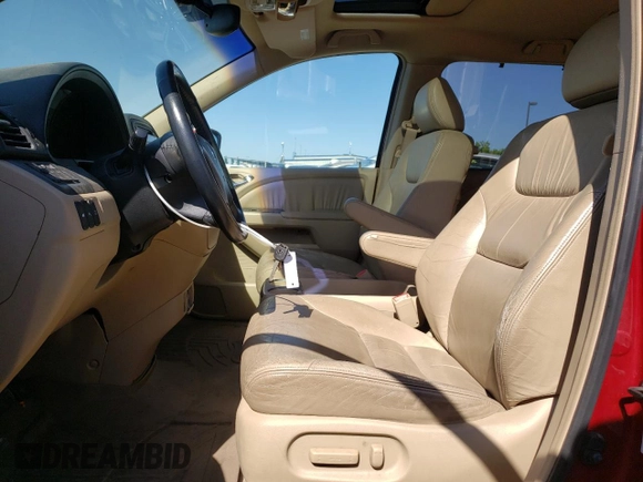 2005 Honda Odyssey Touring z VIN 5FNRL38865B002984, wystawiony jako Copart lot #55175255 z przebiegiem 99 393 mil mil oraz Szkoda całkowita • Salvage title. Historia ofert i sprzedaży dostępna na DreamBid. Obrazek 7.