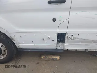 2020 Ford Transit с VIN 1FTBR1YG7LKA35097, выставлен на аукционе IAAI как лот 41774661 с пробегом 93 164 миль миль и . История ставок и продаж доступна на DreamBid. Изображение 21.