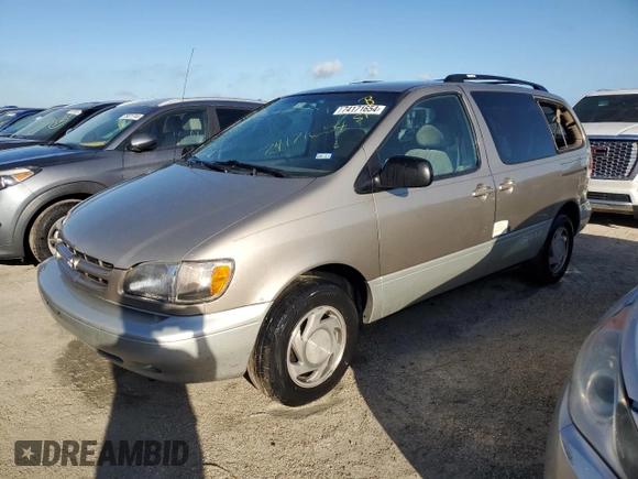 2000 Toyota Sienna LE with VIN 4T3ZF13C8YU177856, listed as a Copart auction lot 74171654 with 293,172 mi miles and Non Repairable. Bid and sale history available at carsss.com. Image 1.