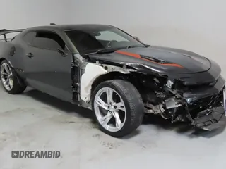 2017 Chevrolet Camaro 2SS z VIN 1G1FH1R72H0104566, wystawiony jako Copart lot #58813665 z przebiegiem 34 549 mil mil oraz Szkoda całkowita • Salvage title. Historia ofert i sprzedaży dostępna na DreamBid. Obrazek 1.