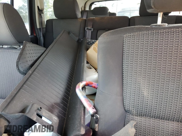 2010 Jeep Commander Sport с VIN 1J4RH4GK2AC115692, выставлен на аукционе Copart как лот 83857394 с пробегом 167 335 миль миль и На запчасти • Non repairable. История ставок и продаж доступна на DreamBid. Изображение 10.