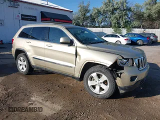 2011 Jeep Grand Cherokee Laredo с VIN 1J4RR4GT9BC557733, выставлен на аукционе IAAI как лот 42228963 с пробегом 138 578 миль миль и . История ставок и продаж доступна на DreamBid. Изображение 1.