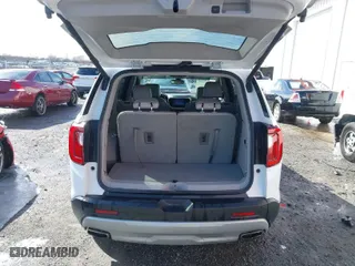 2021 GMC Acadia SLT with VIN 1GKKNML41MZ220673, listed as a IAAI auction lot 41591056 with 88,533 mi miles. Bid and sale history available at carsss.com. Image 8.