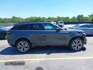 2020 Land Rover Range Rover Velar R-Dynamic S z VIN SALYK2EX5LA243809, wystawiony jako IAAI lot #42200383 z przebiegiem 66 381 mil mil oraz . Historia ofert i sprzedaży dostępna na DreamBid. Obrazek 14.