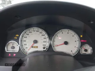 2004 Saturn VUE V6 z VIN 5GZCZ53434S871823, wystawiony jako IAAI lot #41140283 z przebiegiem 104 965 mil mil oraz . Historia ofert i sprzedaży dostępna na DreamBid. Obrazek 7.