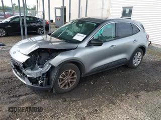 2022 Ford Escape SE with VIN 1FMCU0G6XNUB13770, listed as a IAAI auction lot 42697195 with 26,428 mi miles and . Bid and sale history available at DreamBid. Image 17.