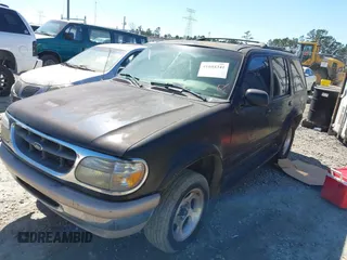 1998 Ford Explorer XLT с VIN 1FMZU32P9WZB97578, выставлен на аукционе IAAI как лот 41604341 с пробегом 183 881 миль миль и . История ставок и продаж доступна на DreamBid. Изображение 2.