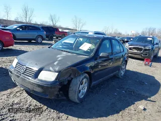 2003 Volkswagen Jetta GLS с VIN 3VWSK69M23M038677, выставлен на аукционе IAAI как лот 41760282 с пробегом 190 583 миль миль и . История ставок и продаж доступна на DreamBid. Изображение 18.