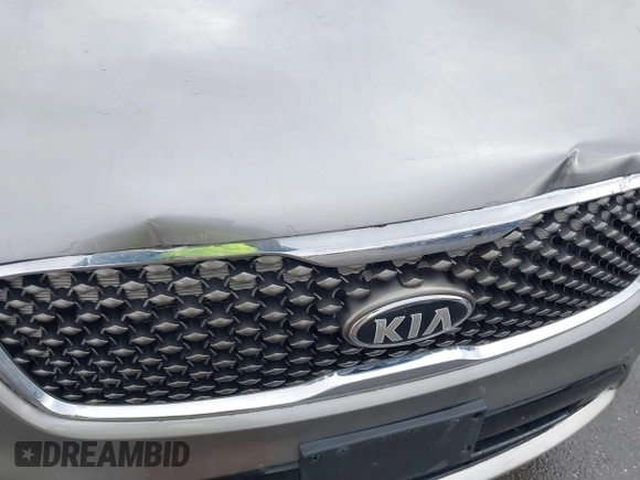 2017 Kia Sorento SXL z VIN 5XYPK4A50HG314022, wystawiony jako IAAI lot #41340327 z przebiegiem 97 130 mil mil oraz . Historia ofert i sprzedaży dostępna na DreamBid. Obrazek 17.
