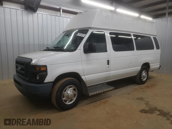 2013 Ford Econoline Cargo Commercial with VIN 1FTNS2EW6DDA39022, listed as a Copart auction lot 42038495 with 101,568 mi miles and Clean Title. Bid and sale history available at carsss.com. Image 1.