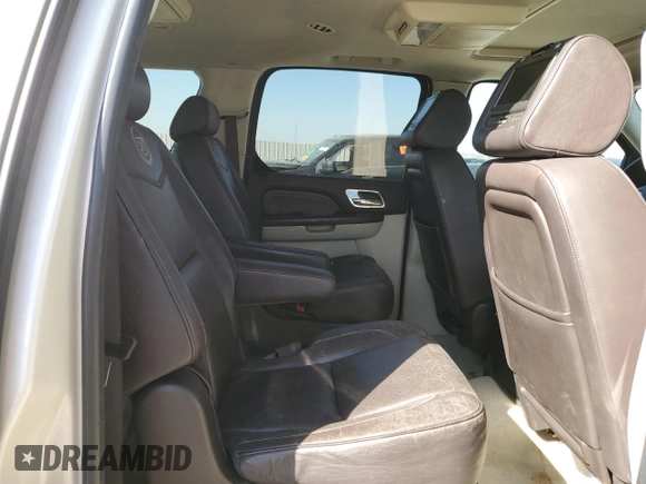 2009 Cadillac Escalade z VIN 1GYFK362X9R143541, wystawiony jako Copart lot #74832044 z przebiegiem 144 597 mil mil oraz Szkoda całkowita • Salvage title. Historia ofert i sprzedaży dostępna na DreamBid. Obrazek 11.