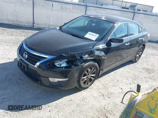 2015 Nissan Altima 2.5 SV with VIN 1N4AL3AP1FC222312, listed as a IAAI auction lot 41809022 with 162,771 mi miles. Bid and sale history available at carsss.com. Image 2.