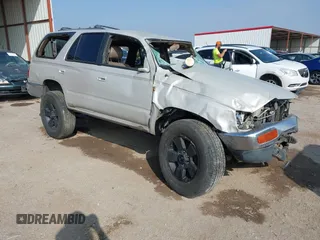 1996 Toyota 4Runner SR5 z VIN JT3GN86R6T0015843, wystawiony jako IAAI lot #41505227 z przebiegiem 224 193 mil mil oraz . Historia ofert i sprzedaży dostępna na DreamBid. Obrazek 1.